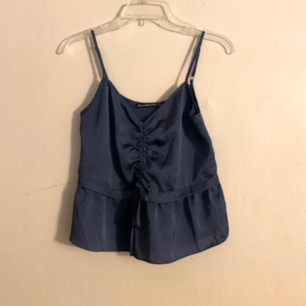 Abercrombie & Fitch top